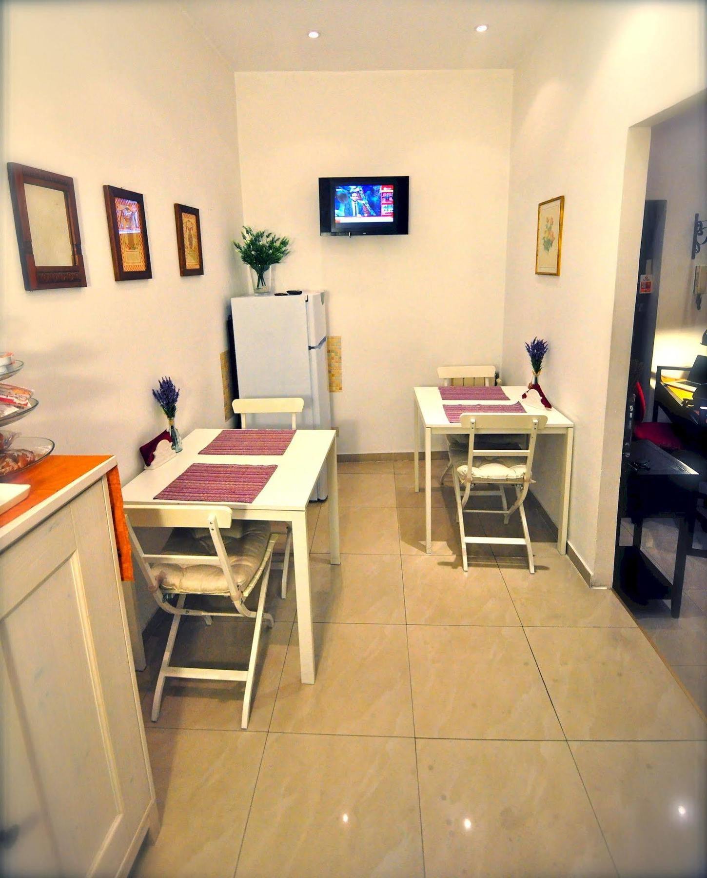 Babuino 127 Pensión Roma